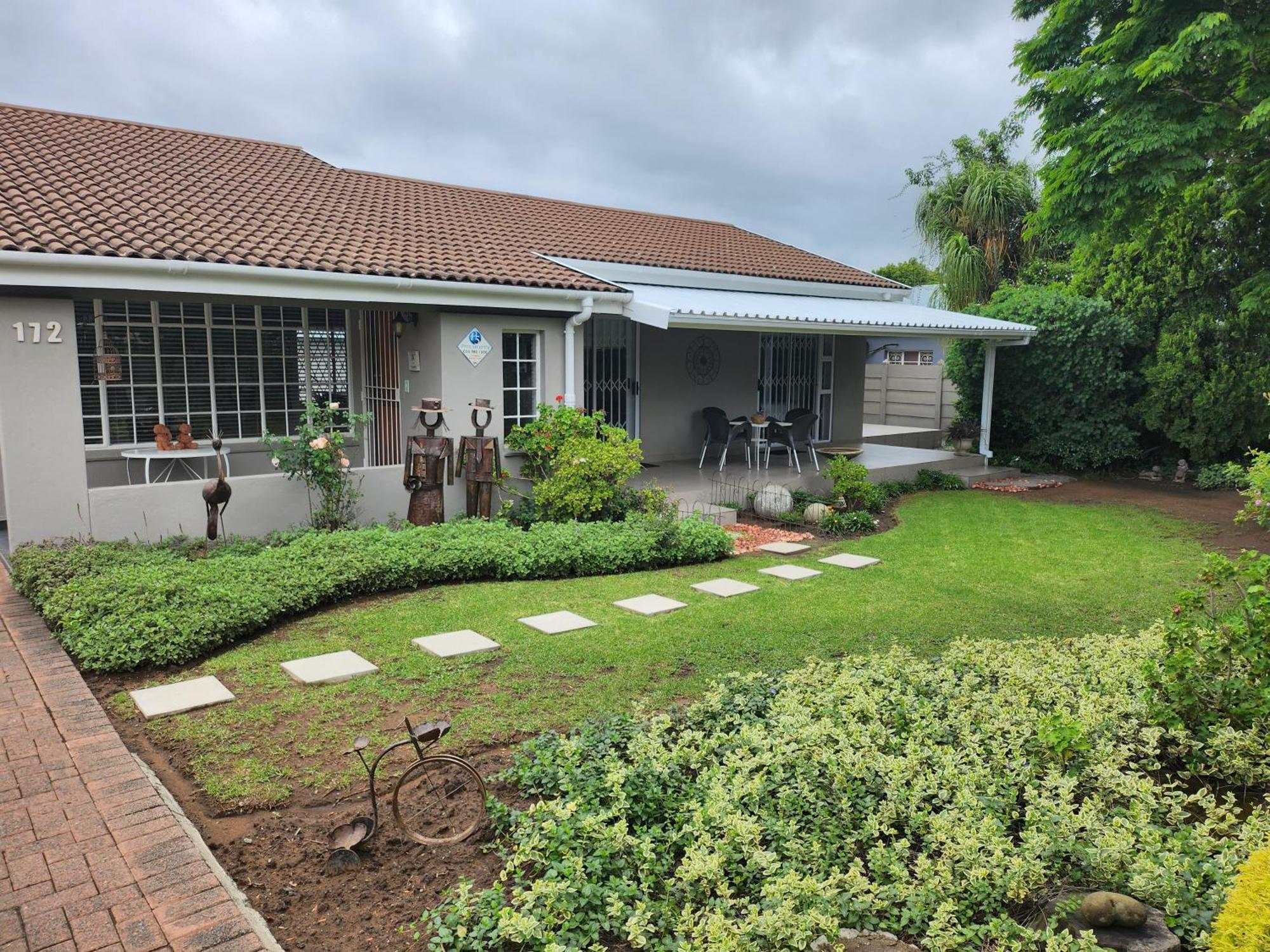Rosewood Guest Cottage ฟาเรเฮด ภายนอก รูปภาพ